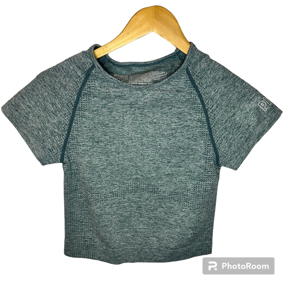 Pink Victoria Secret Seamless‎ Top Size Medium Green